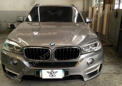 ARMORED BMW X5 LEVEL B6 HIGH POWERED RIFLE PROTECTION