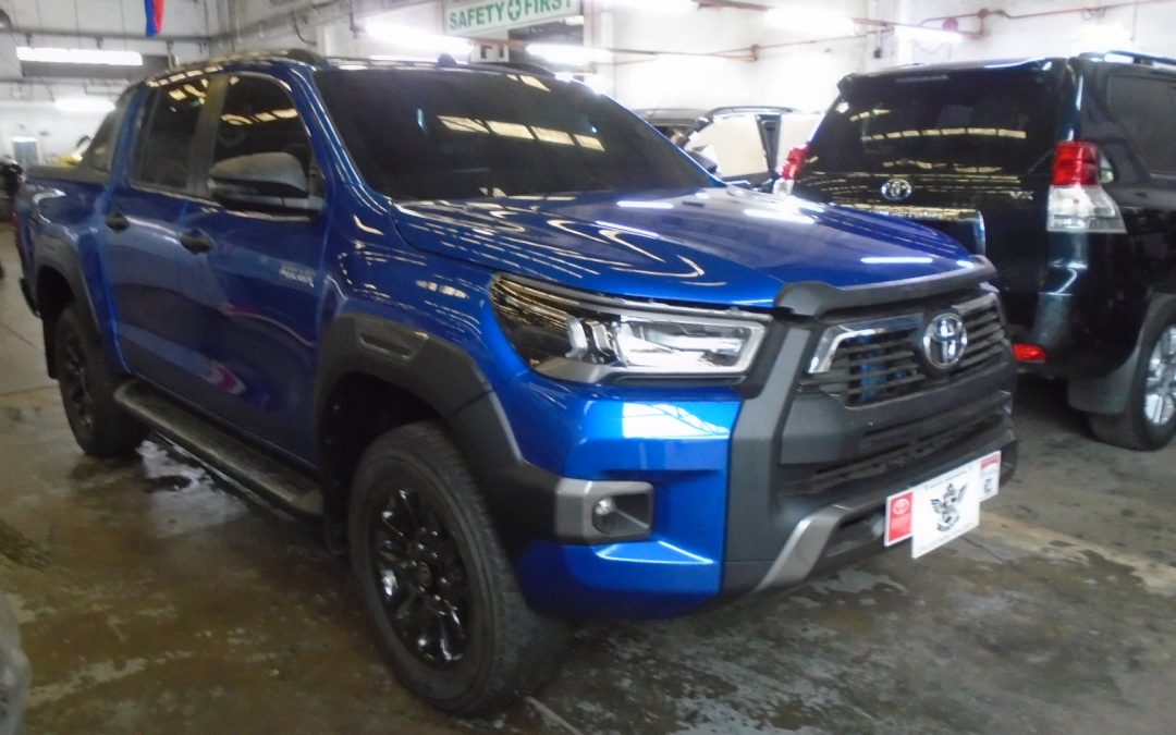 2020 Toyota Hilux (Blue)