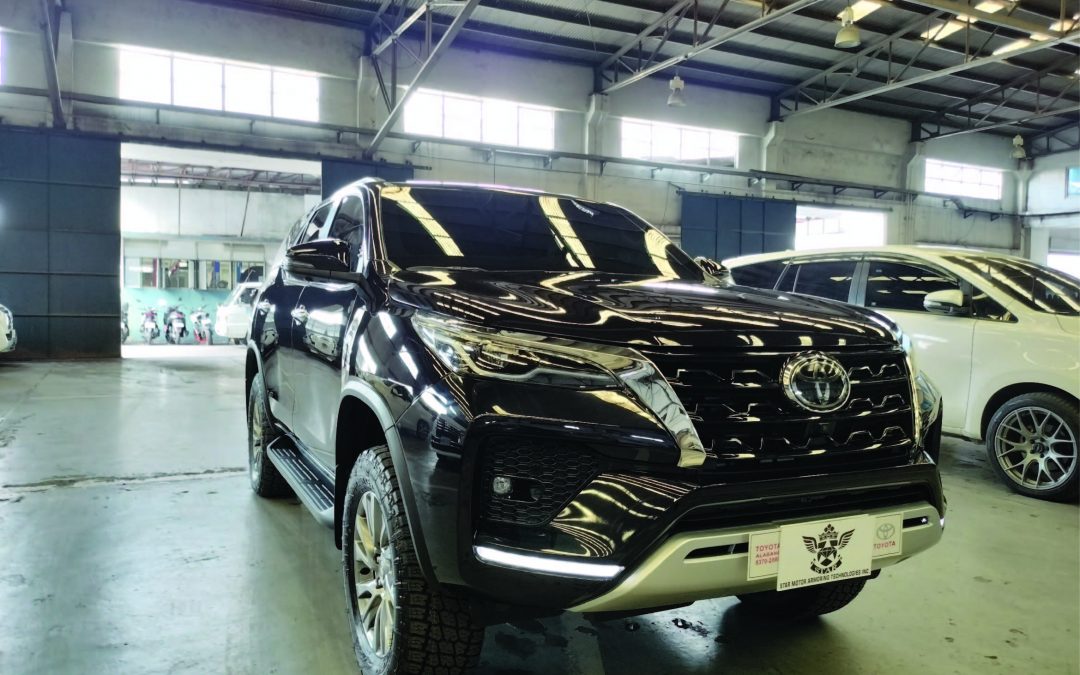 2023 Toyota Fortuner (Black)