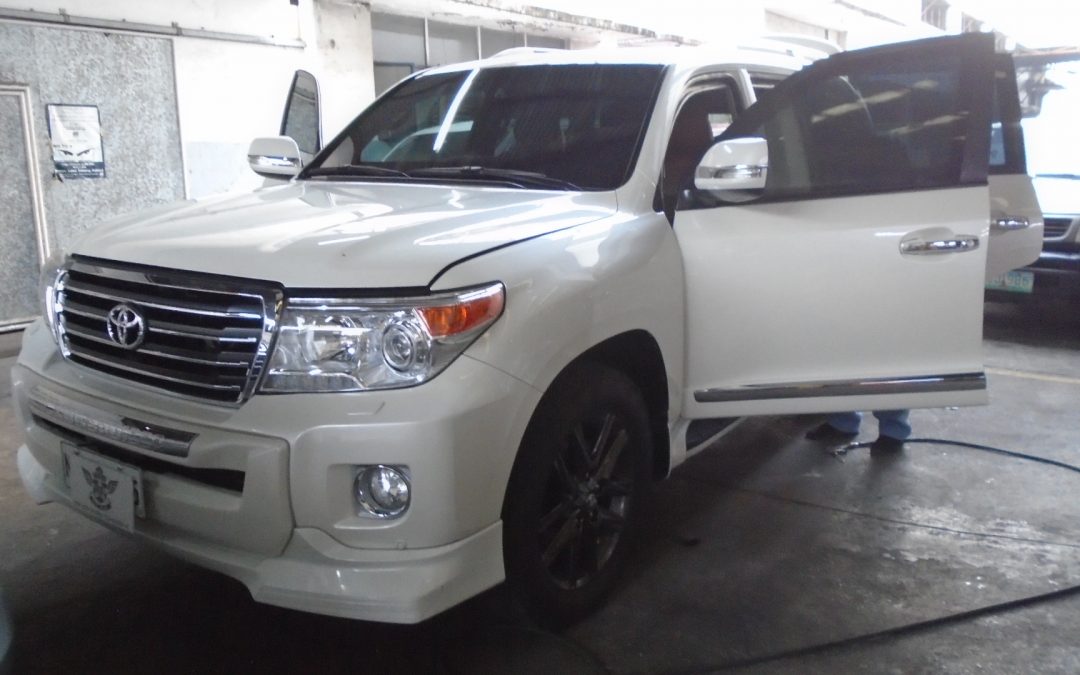 2017 Toyota Land Cruiser 200