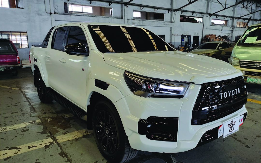 2023 Toyota Hilux GR (White)