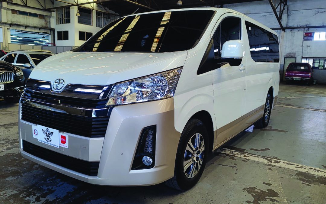 2022 Toyota Grandia GL (White)