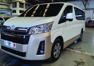 2022 Toyota Grandia GL (White)