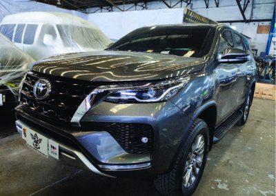 2023 Toyota Fortuner V (Gray)