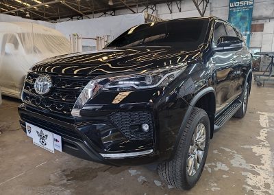 2023 Toyota Fortuner G (Black)