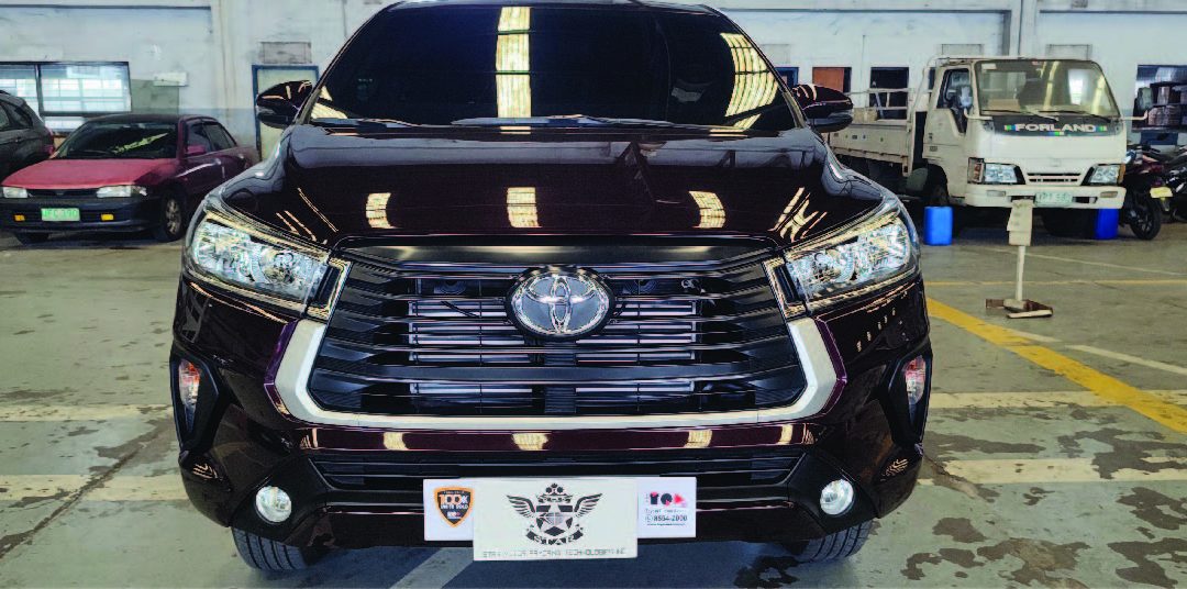 2022 Toyota Innova (Red)